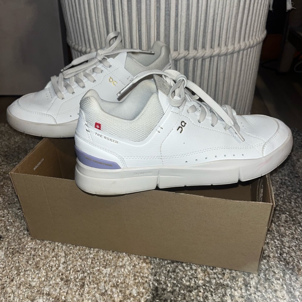 On Running Women's Shoes - White and Gray